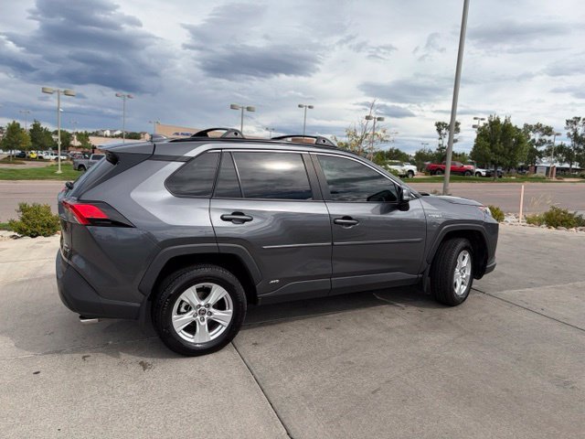 Used 2021 Toyota RAV4 XLE w/ Convenience Package AWD/4WD image 8