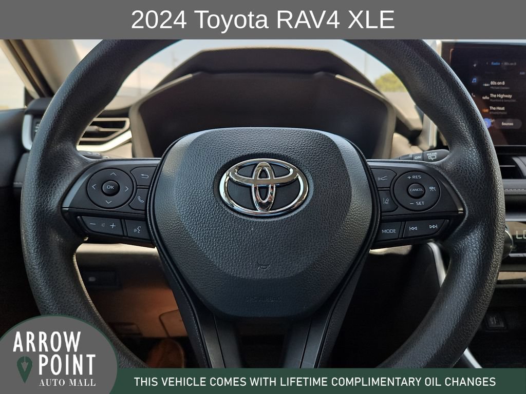 Used 2024 Toyota RAV4 XLE FWD image 27