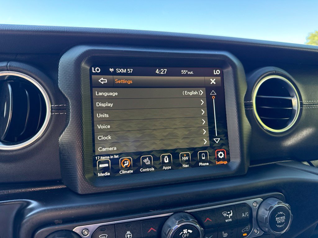 Used 2023 Jeep Wrangler Unlimited Sahara w/ Cold Weather Group AWD/4WD image 27