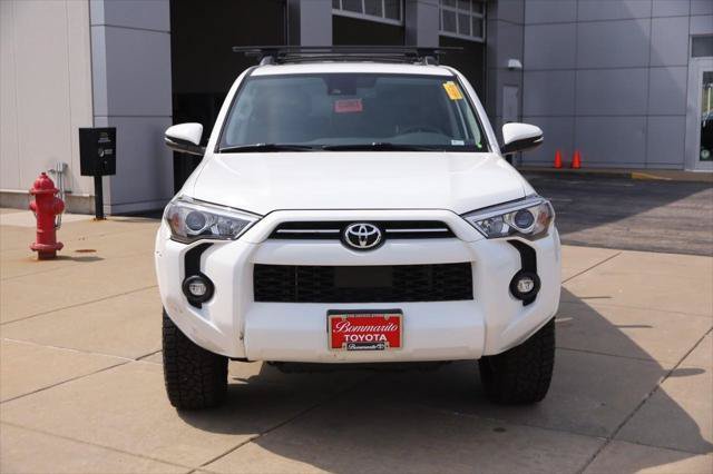 Certified 2022 Toyota 4Runner SR5 Premium w/ Moonroof Package AWD/4WD image 4