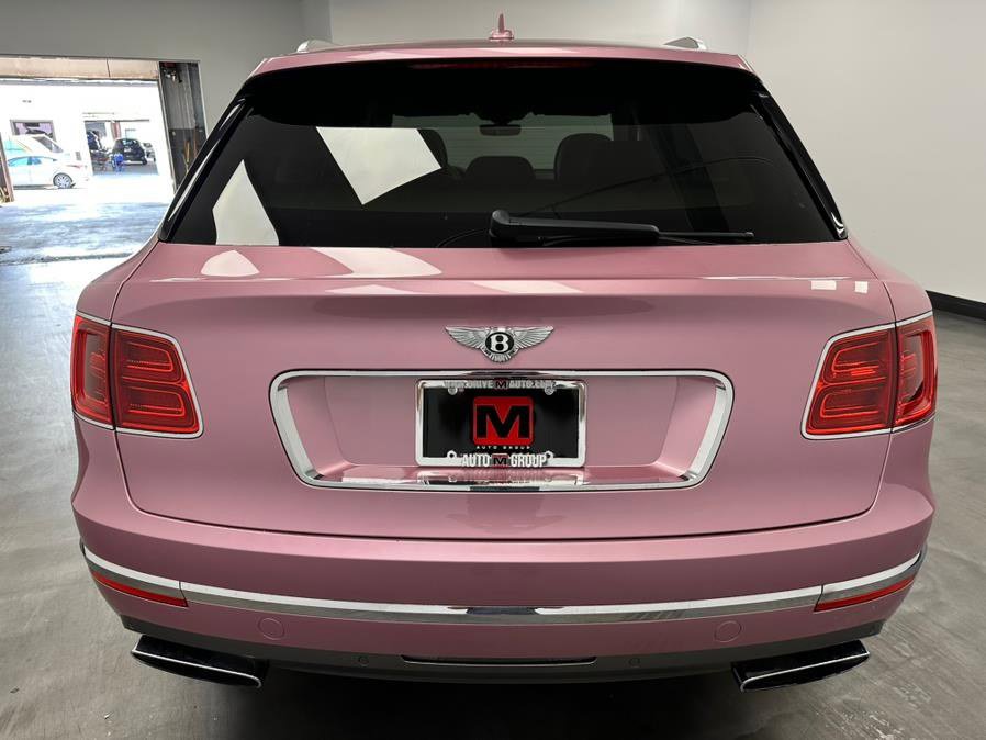 Used 2018 Bentley Bentayga image 6