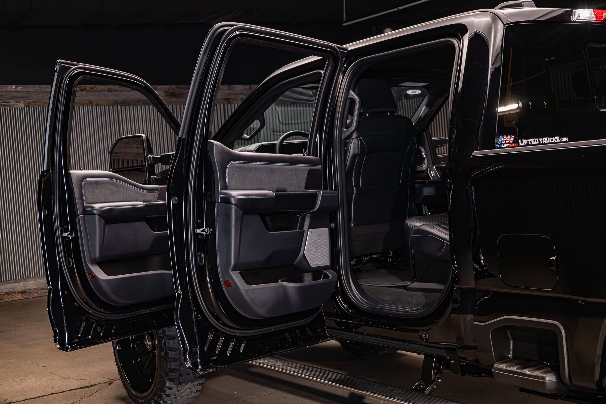 Used 2026 Ford F250 Platinum image 30