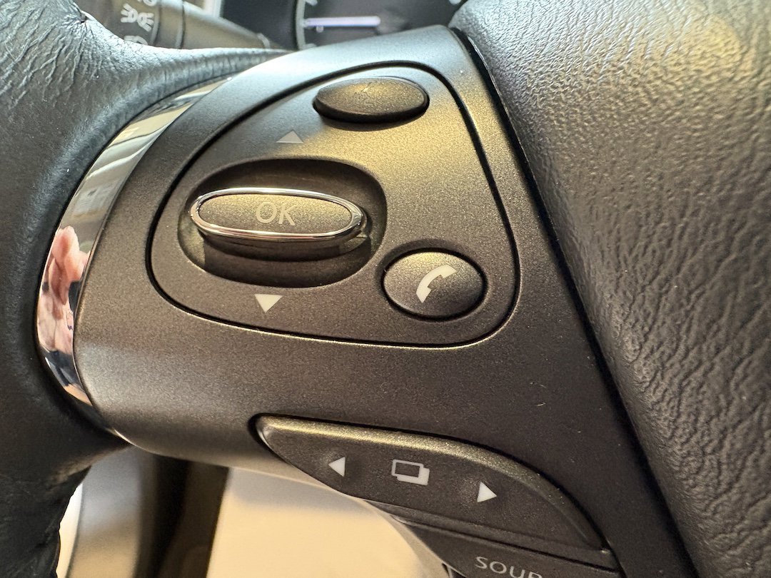 Used 2023 Nissan Murano SL w/ SL Moonroof Package image 13