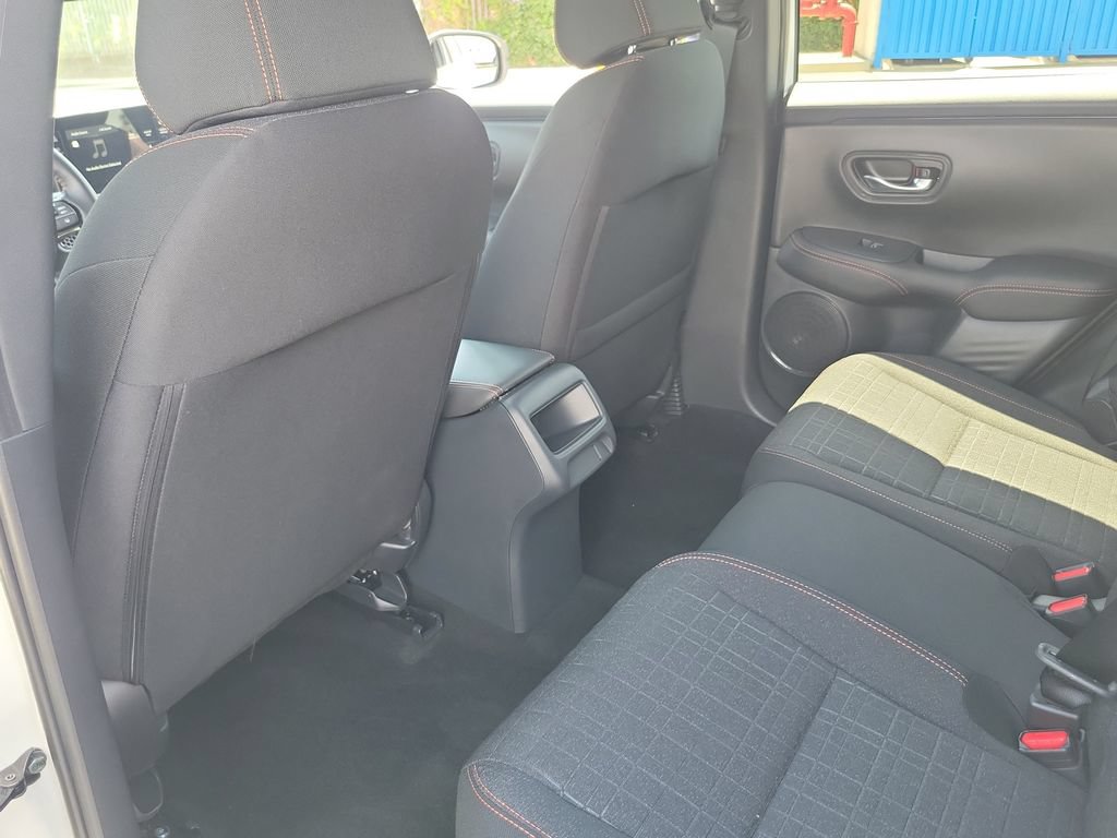 Used 2027 Honda HR-V Sport image 14