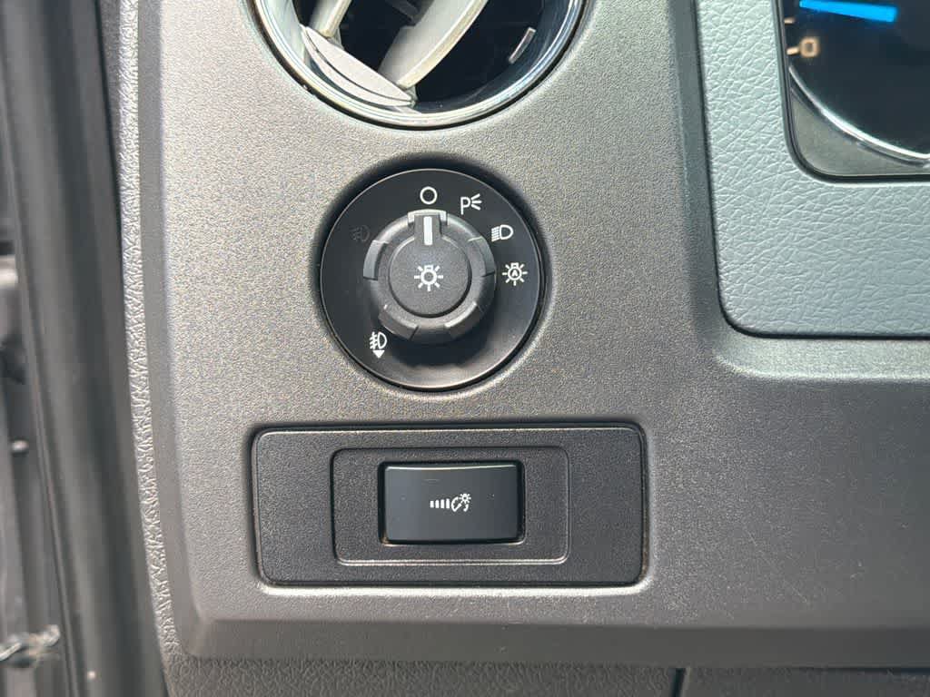 Used 2014 Ford F150 XLT w/ Equipment Group 302A Luxury AWD/4WD image 29