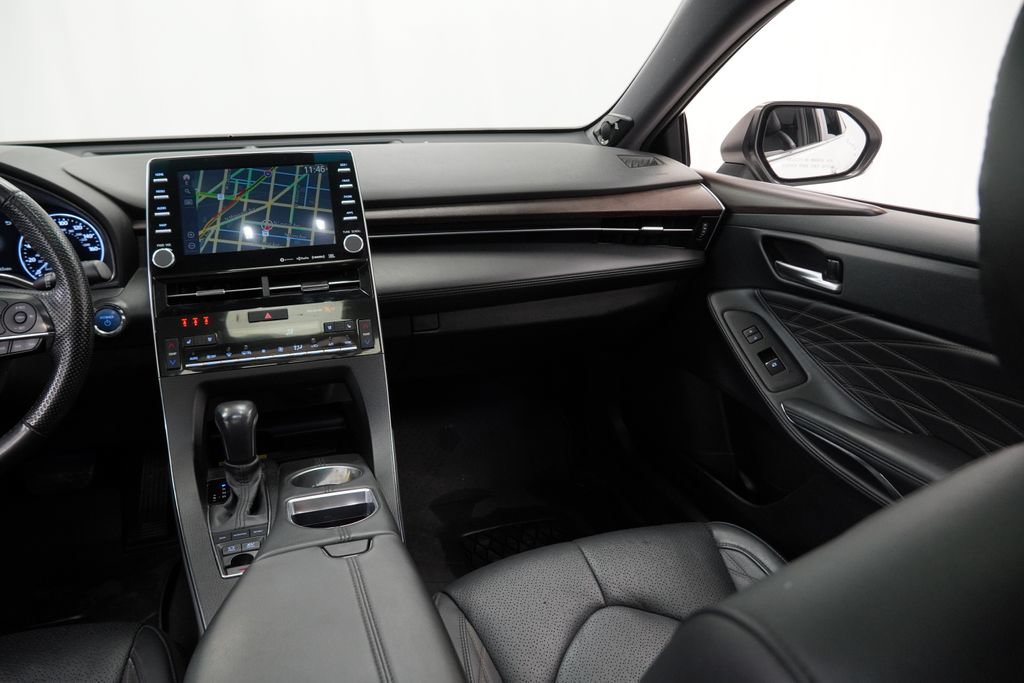 Used 2021 Toyota Avalon Limited w/ Advanced Safety Package FWD image 27