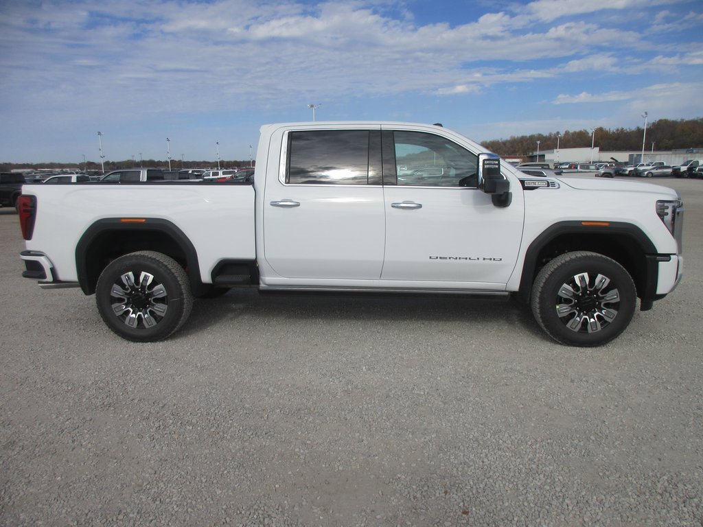 New 2026 GMC Sierra 2500 Denali w/ Denali Reserve Package image 3