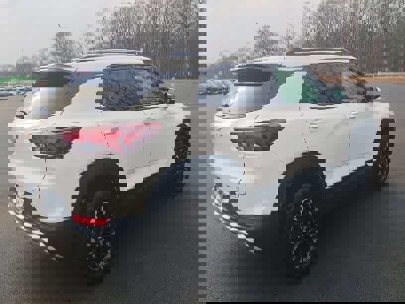 Used 2023 Chevrolet TrailBlazer LT image 7