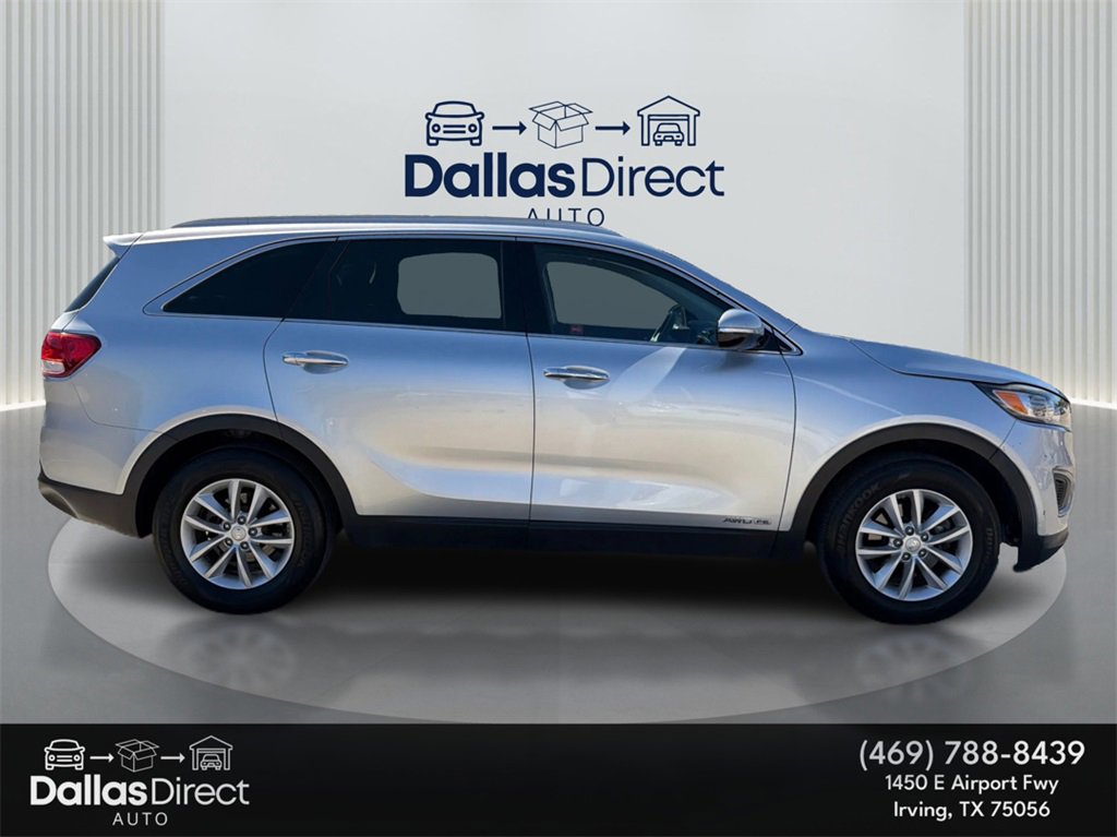 Used 2017 Kia Sorento LX image 5