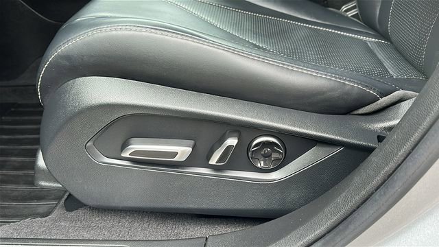 Certified 2024 Acura RDX w/ Technology Package image 10