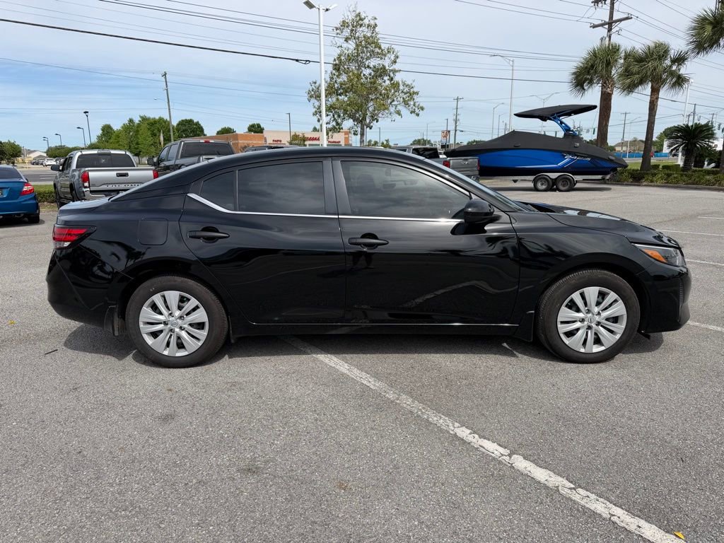 Used 2025 Nissan Sentra S image 5
