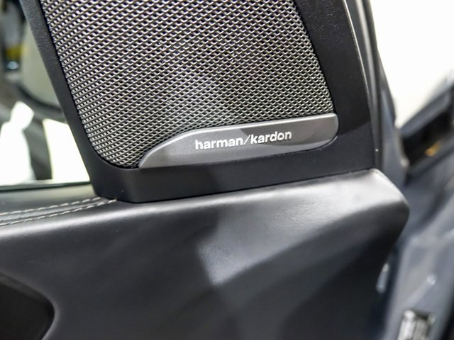 Used 2023 BMW X7 M60i w/ Executive Package image 27