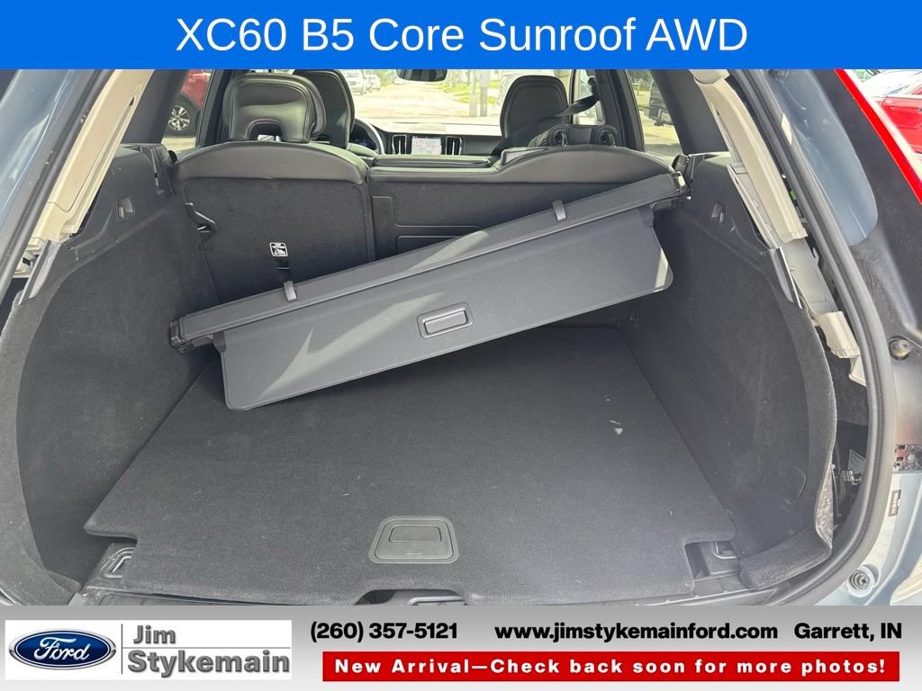 Used 2024 Volvo XC60 B5 Core w/ Protection Package Premier AWD/4WD image 12