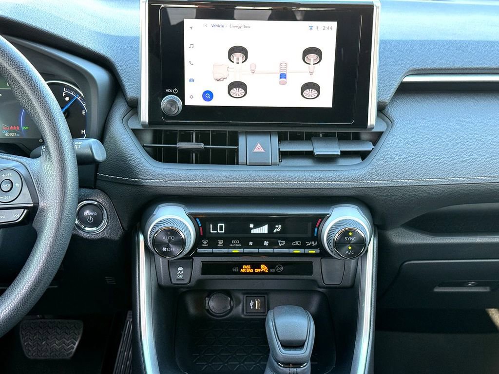 Used 2023 Toyota RAV4 XLE w/ Convenience Package image 30