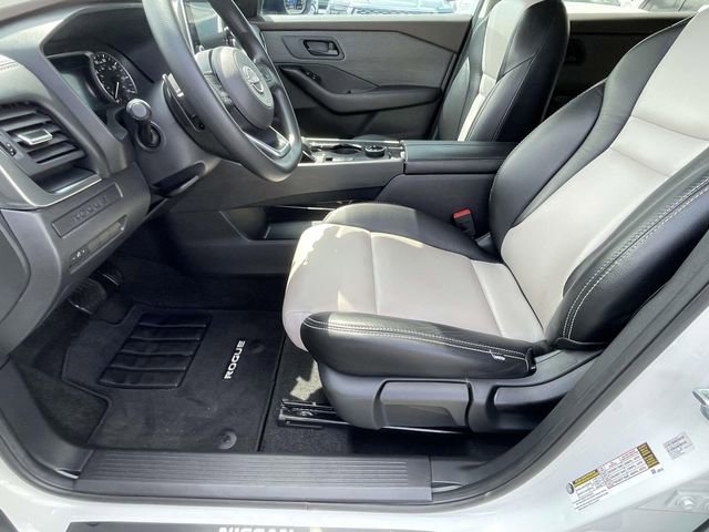Used 2023 Nissan Rogue S AWD/4WD image 14