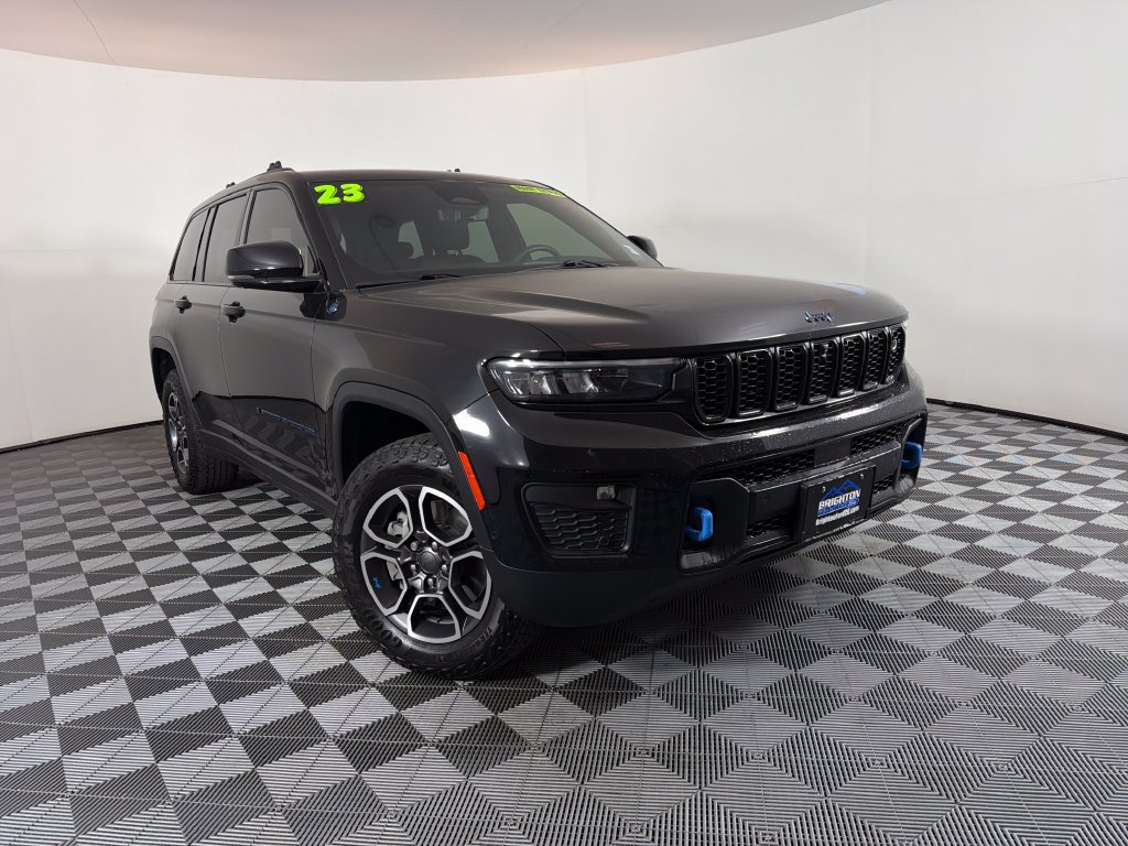 Used 2023 Jeep Grand Cherokee Trailhawk w/ Advanced Protech Group II AWD/4WD 360° Tour