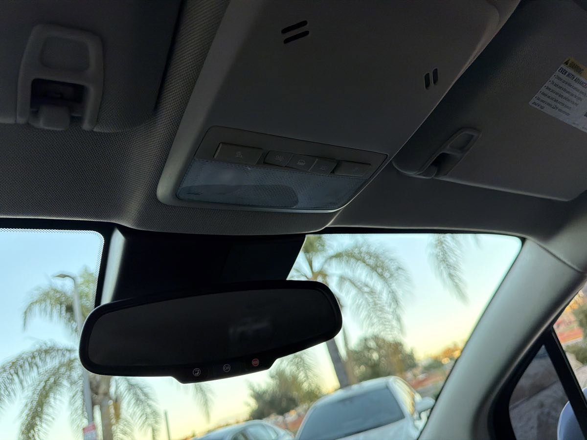 Used 2018 Buick Encore Preferred image 43