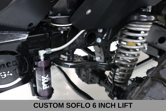 Used 2025 Jeep Wrangler Unlimited Sport AWD/4WD image 16