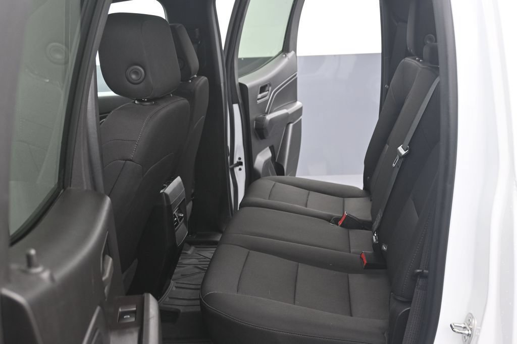 Certified 2023 Chevrolet Colorado W/T RWD image 13