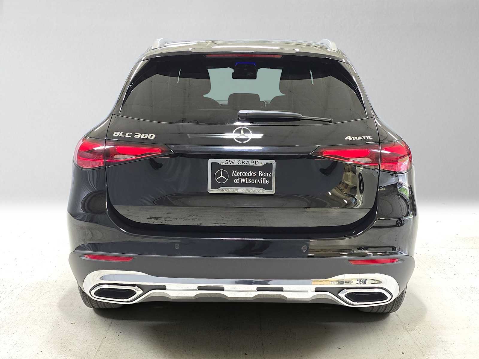 Used 2026 Mercedes-Benz GLC 300 4MATIC image 4