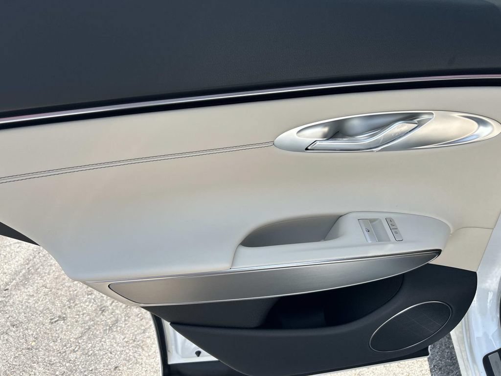 New 2027 Genesis GV70 2.5T Select AWD/4WD image 20
