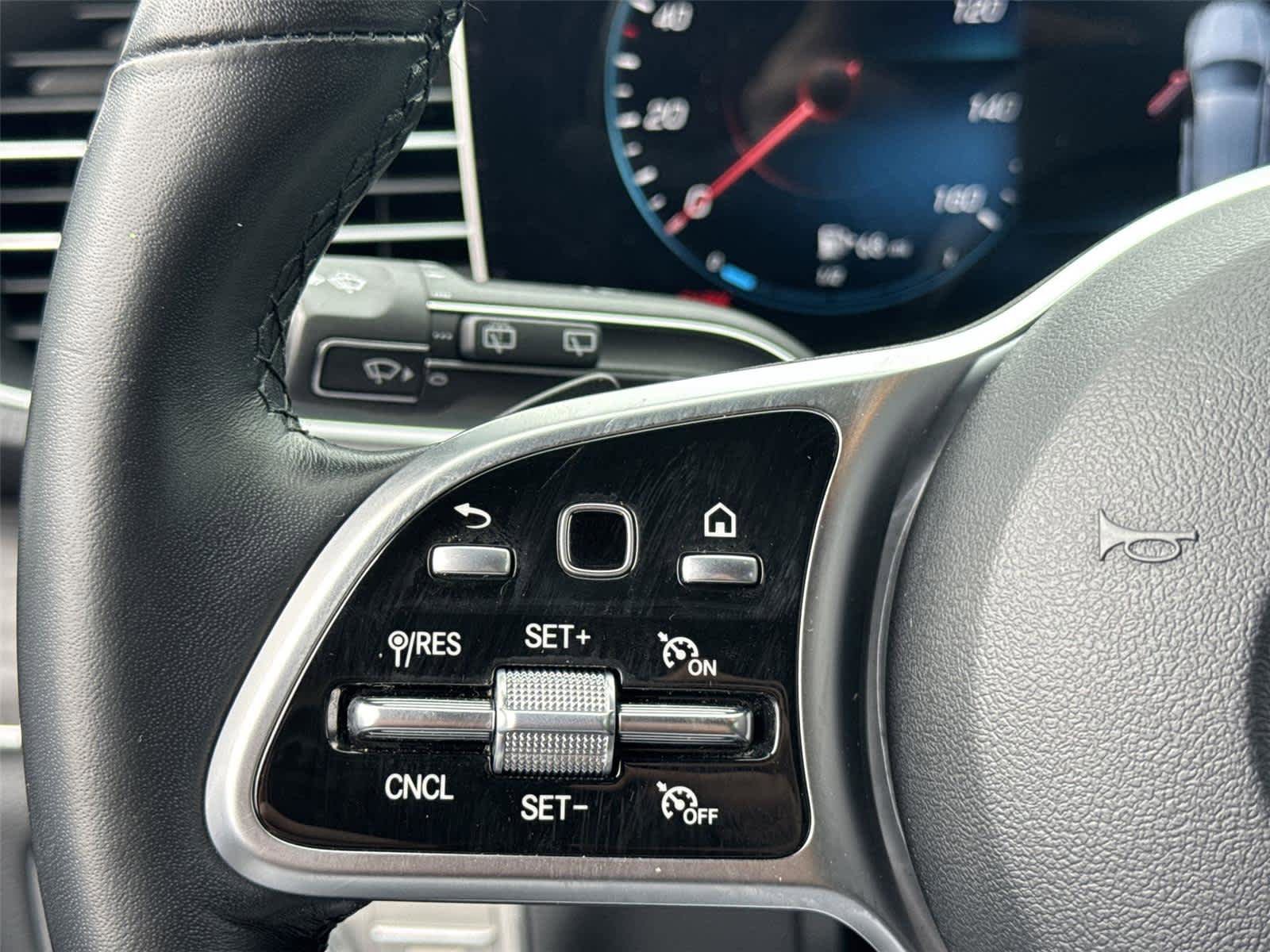 Used 2022 Mercedes-Benz GLE 350 4MATIC image 20