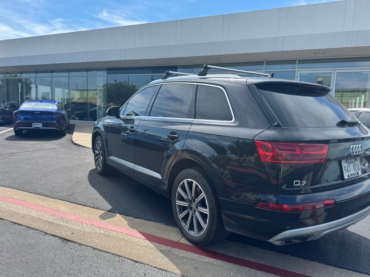 Used 2017 Audi Q7 3.0T Premium Plus w/ Premium Plus Package AWD/4WD image 5