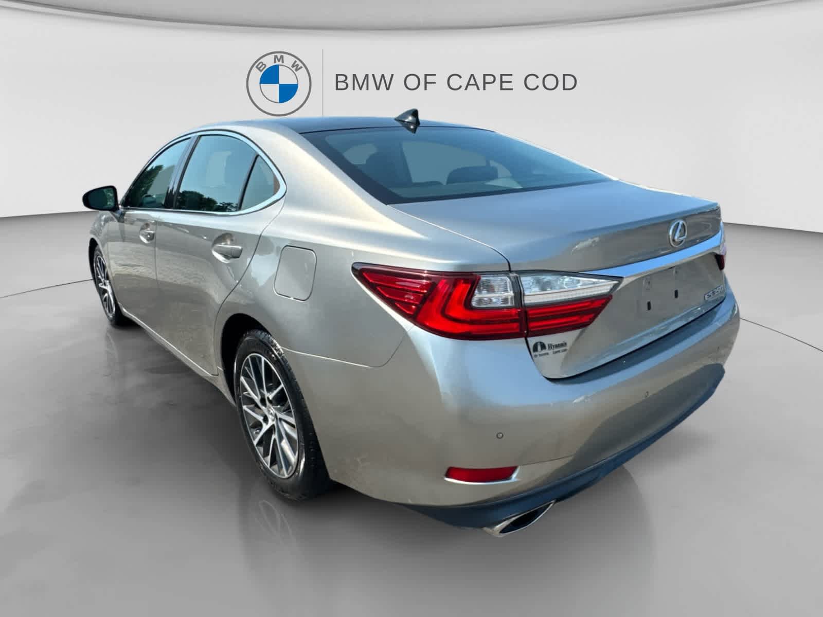 Used 2017 Lexus ES 350 FWD image 6