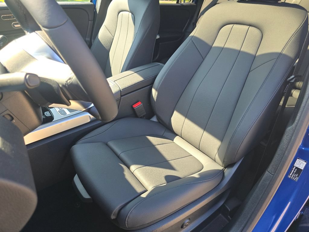 New 2026 Mercedes-Benz GLB 250 4MATIC image 24
