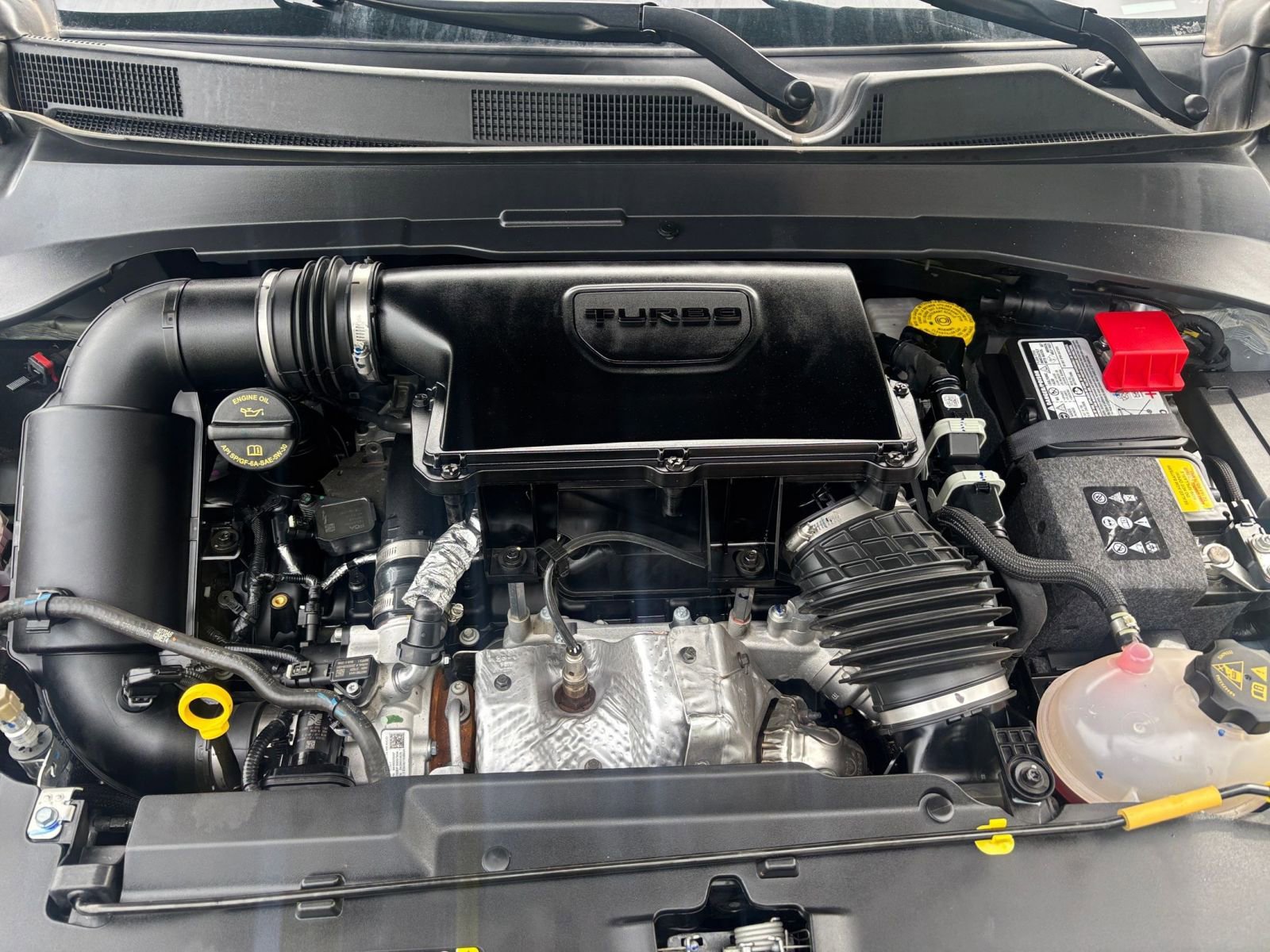 Used 2025 Jeep Compass Trailhawk image 30
