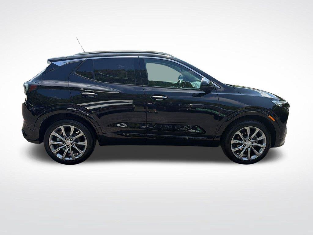 Certified 2024 Buick Encore GX Avenir w/ Avenir Technology Package AWD/4WD image 7
