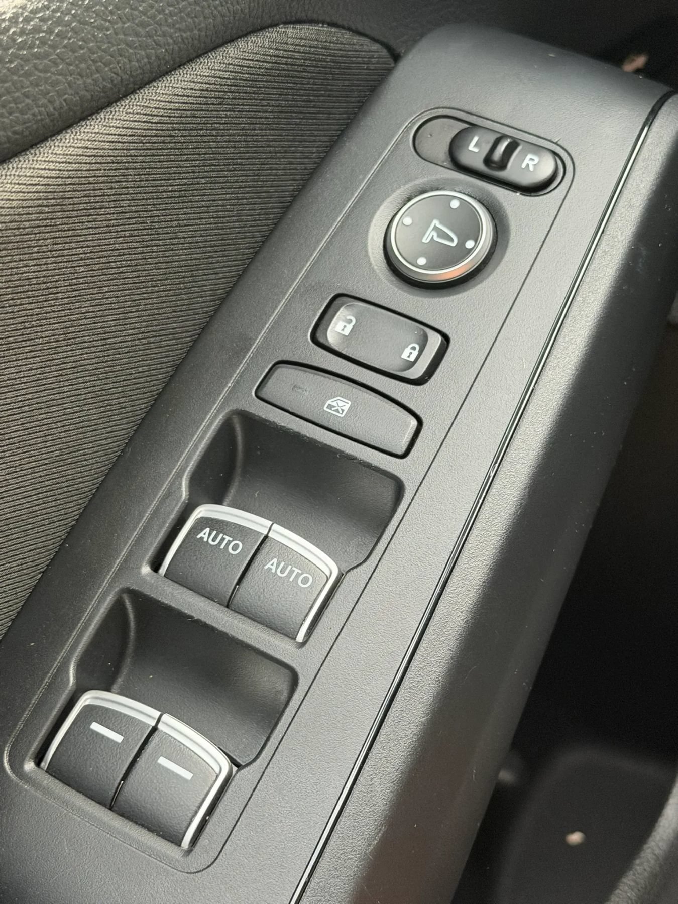 Used 2023 Honda Civic Sport image 29