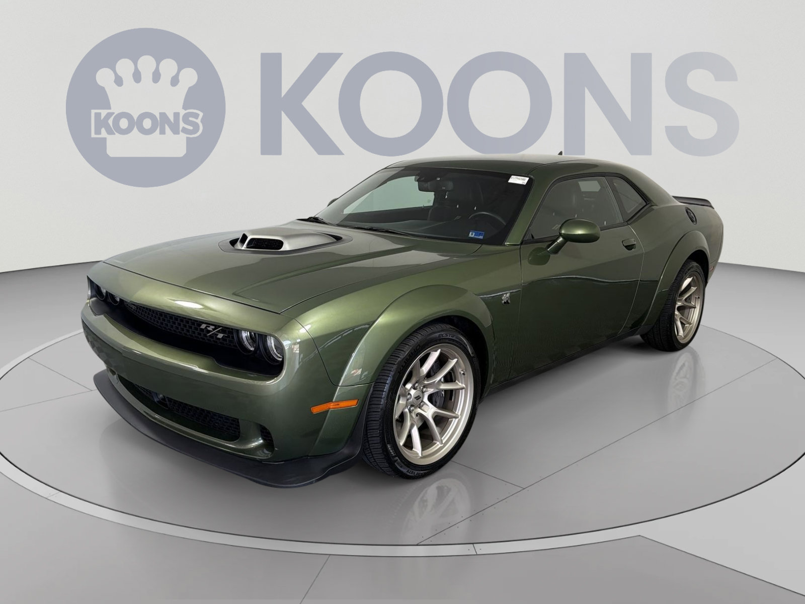 Used 2023 Dodge Challenger R/T Scat Pack RWD image 1
