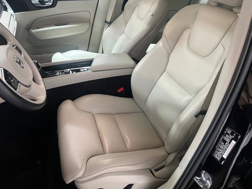 Used 2018 Volvo XC60 T6 Inscription w/ Vision Package AWD/4WD image 16