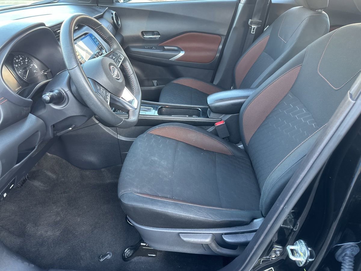 Used 2024 Nissan Kicks SR image 10