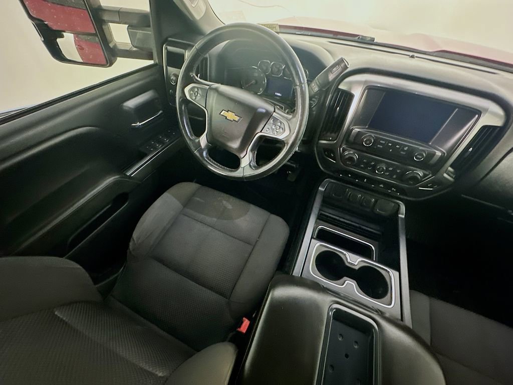 Used 2015 Chevrolet Silverado 2500 LT w/ LT Convenience Package AWD/4WD image 9