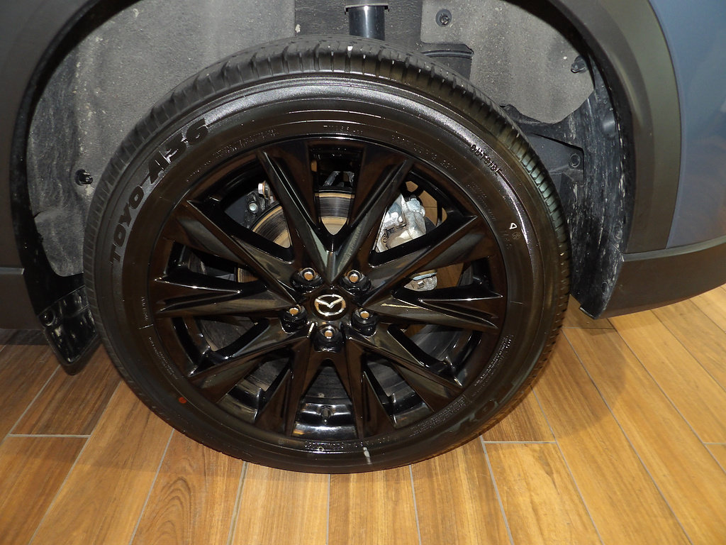 Certified 2025 MAZDA CX-5 Carbon Edition AWD/4WD image 9