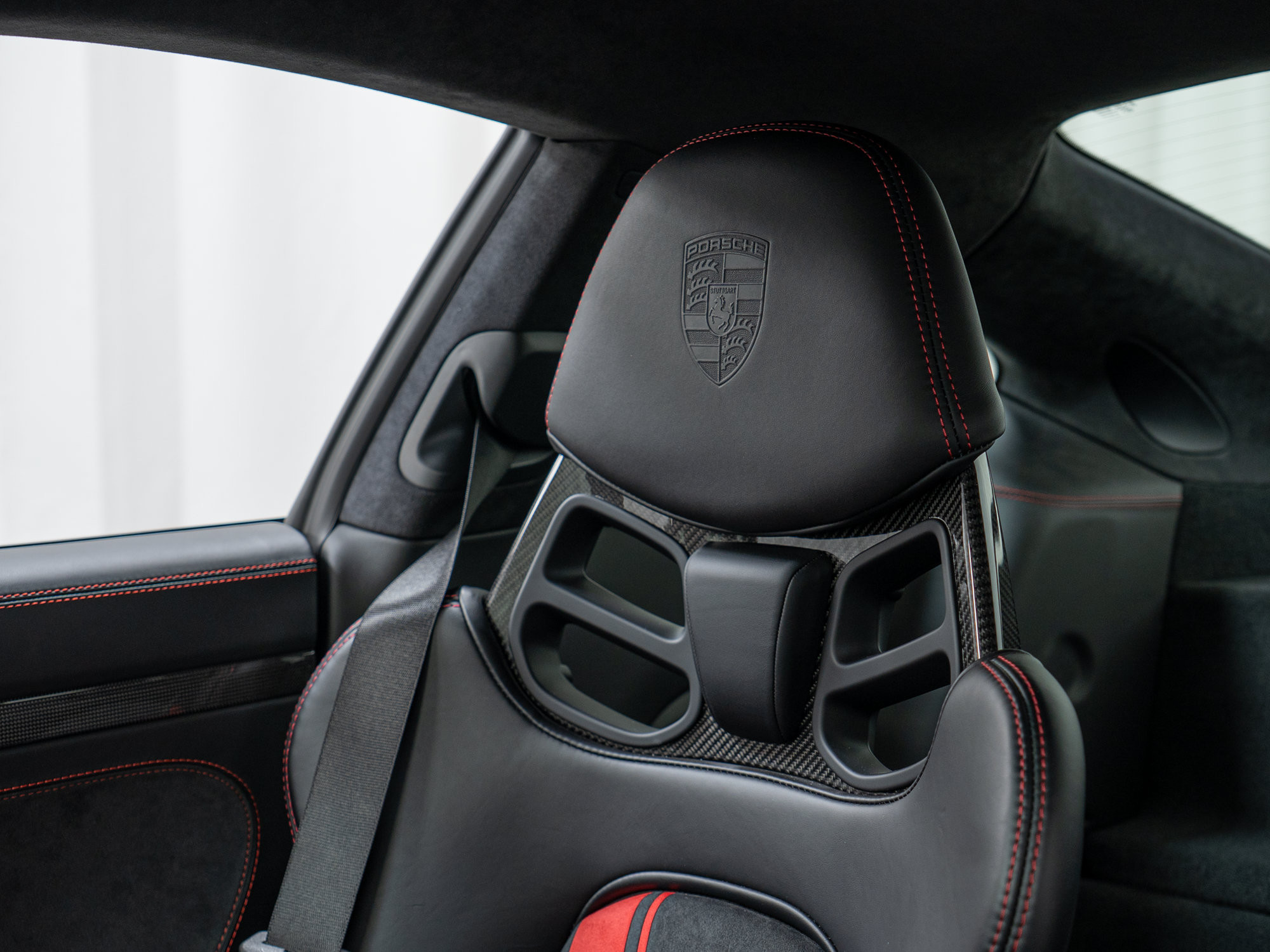 Certified 2018 Porsche 911 GT3 RWD image 23