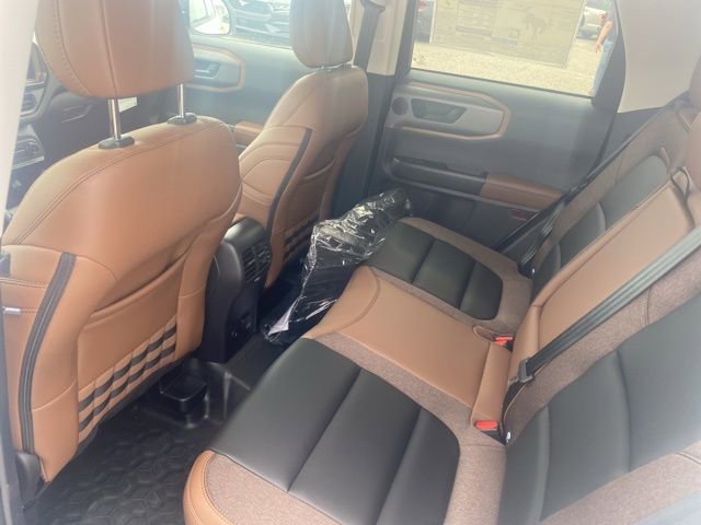 New 2025 Ford Bronco Sport Outer Banks w/ Sasquatch Outer Banks Package image 11