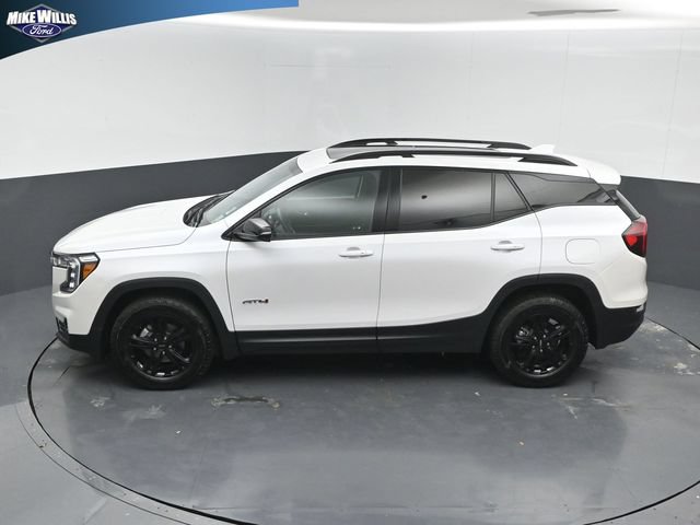 Used 2024 GMC Terrain AT4 AWD/4WD image 12