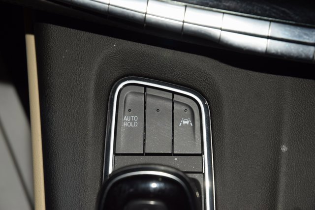 Used 2021 Cadillac Escalade Premium Luxury w/ Driver Assist Tech Package image 35