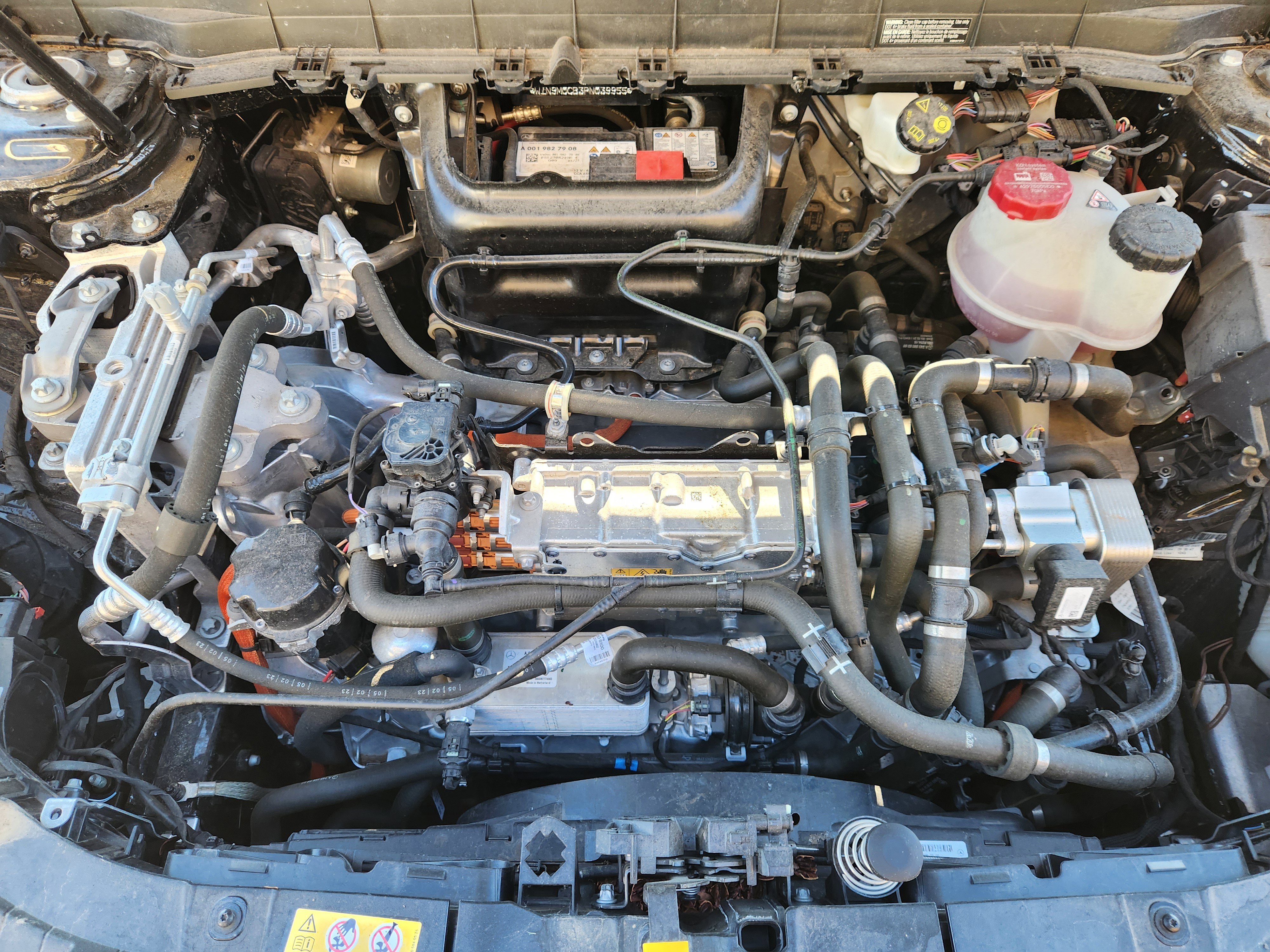 Certified 2023 Mercedes-Benz EQB 250+ image 32