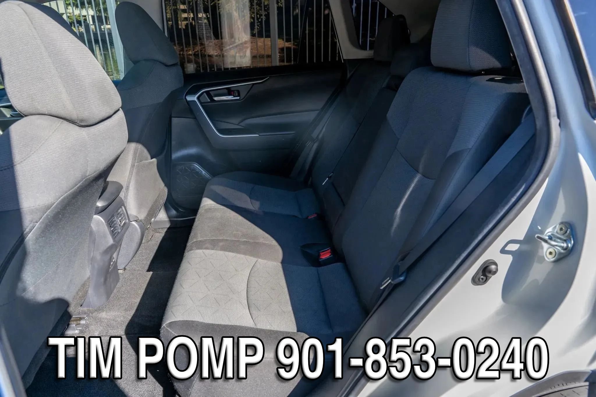 Used 2025 Toyota RAV4 XLE w/ Convenience Package FWD image 14