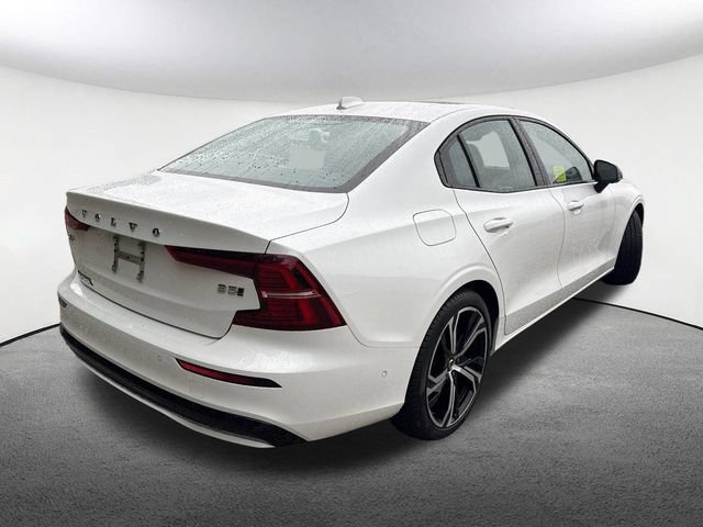 Used 2024 Volvo S60 B5 Plus AWD/4WD image 14