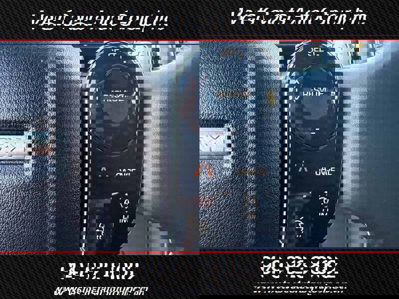 Used 2020 Land Rover Discovery HSE image 31