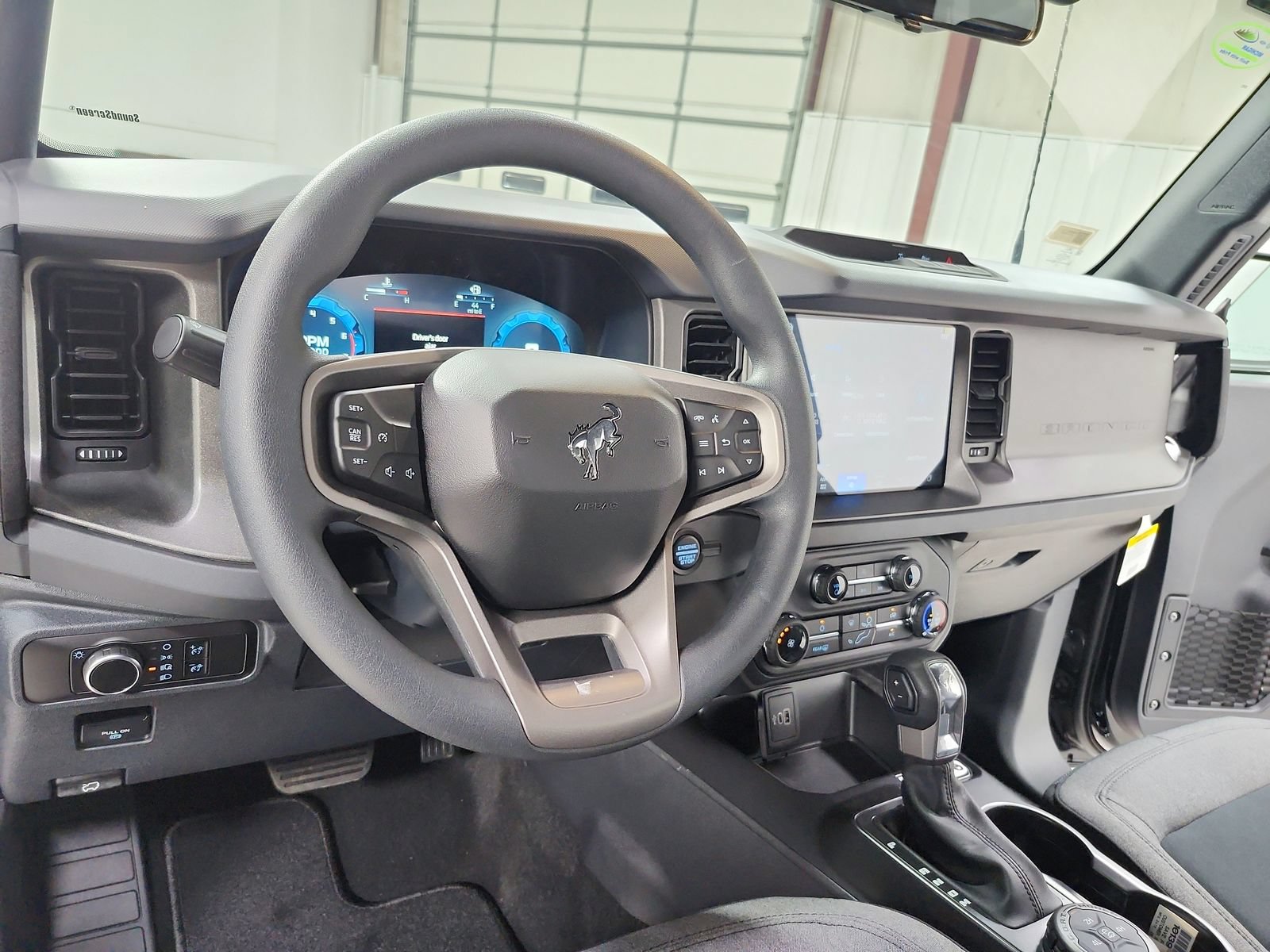 New 2026 Ford Bronco 2-Door AWD/4WD image 18