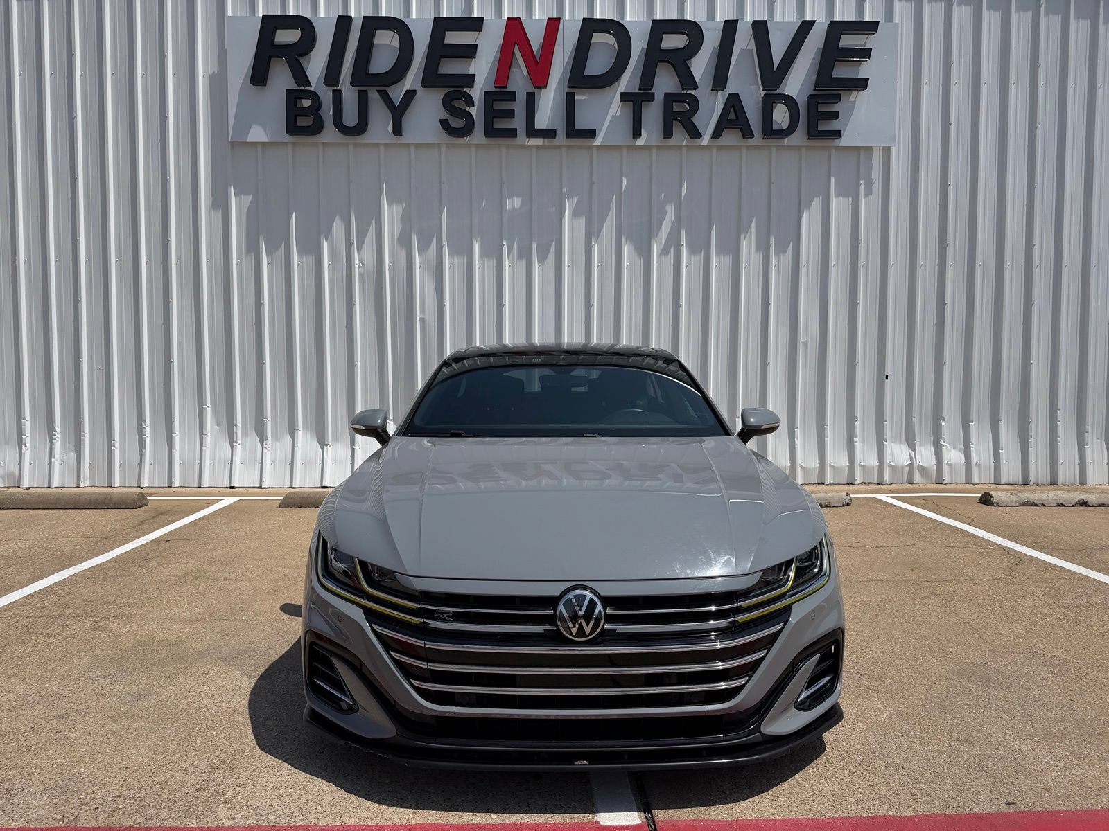 Used 2023 Volkswagen Arteon SEL AWD/4WD image 10