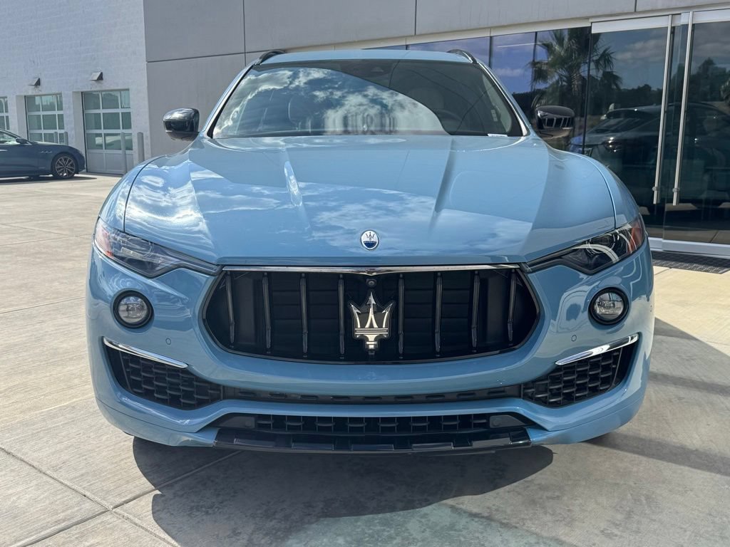 Certified 2022 Maserati Levante GT AWD/4WD image 3