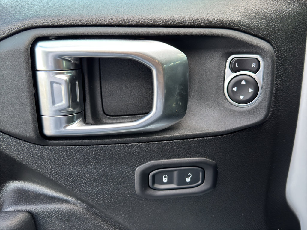 New 2026 Jeep Gladiator Sport AWD/4WD image 18