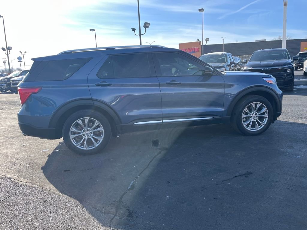 Used 2021 Ford Explorer Limited w/ Equipment Group 301A image 6